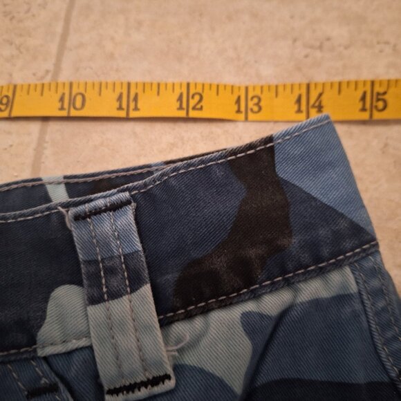 Macgear Utility Shorts - Picture 5 of 5